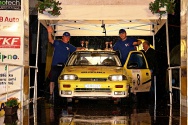 Rallye Český Krumlov: Vyhlášení výsledků na cílové rampě